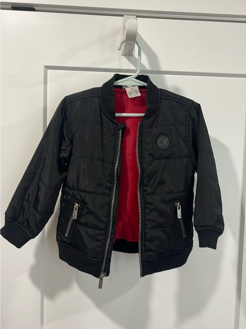 Calvin Klein Kids Black Lightweight Puffer Bomber Jacket Red Lining Size 2T